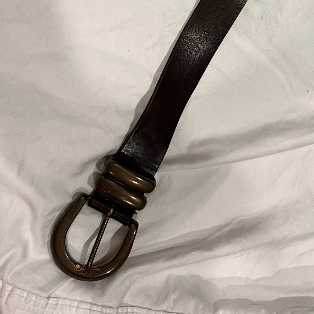 Dark brown leather belt with brass buckle Vintage, small